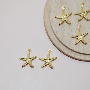 Lot of starfish charms in golden stainless steel 17mm for jewelry creation