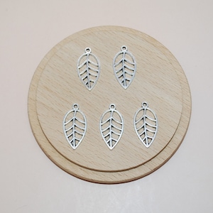 Set of 5 silver leaf charms 23mm, Tropical monstera leaves for jewelry making