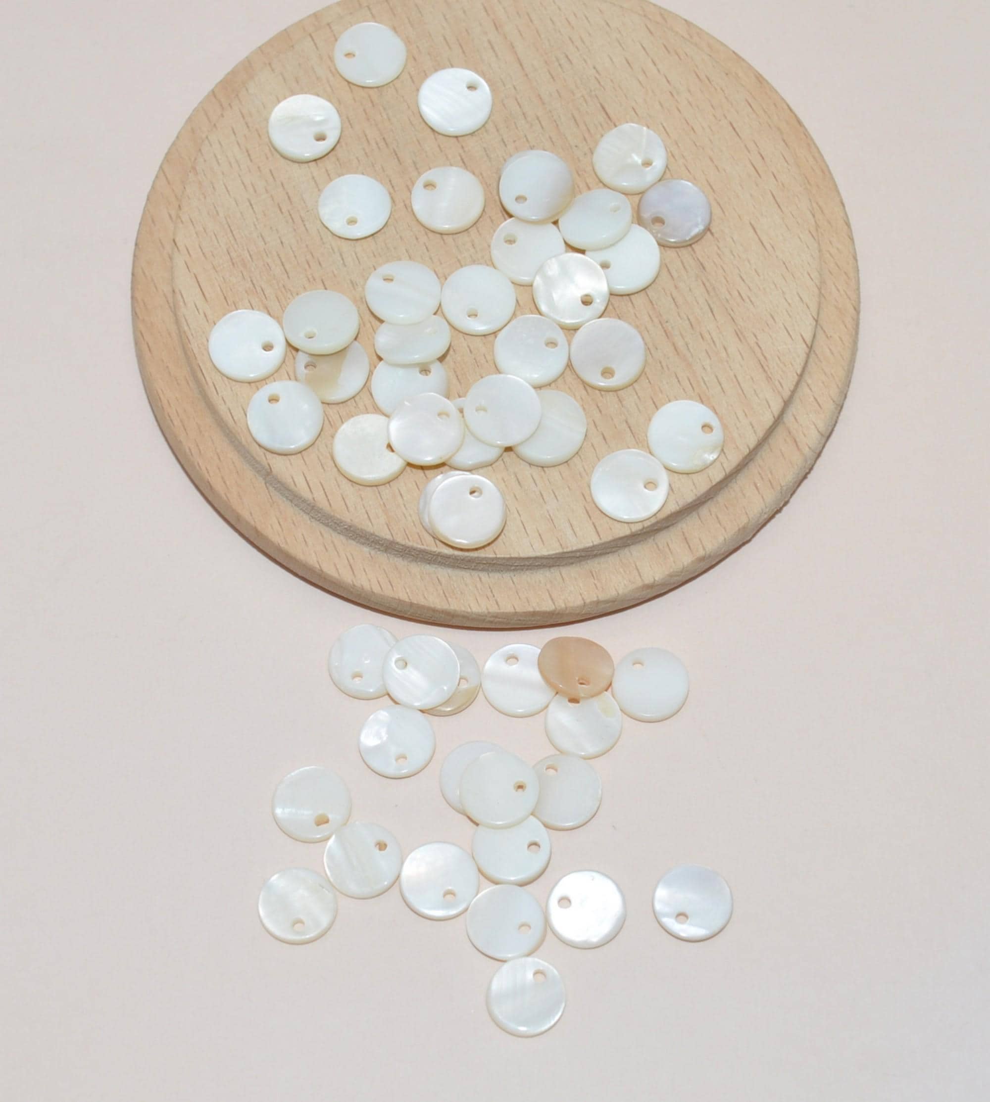 Set of 20 round mother of pearl sequins 8mm V2 for jewelry creation