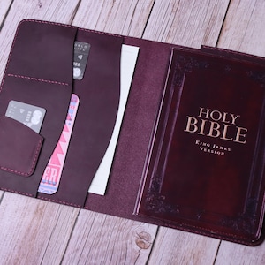 Chiusura, regalo, custodia per libro della Sacra Bibbia, portapenne, pelle viola invecchiata, copertina della Sacra Bibbia, KJV, regali per anziani 10PAOSJ