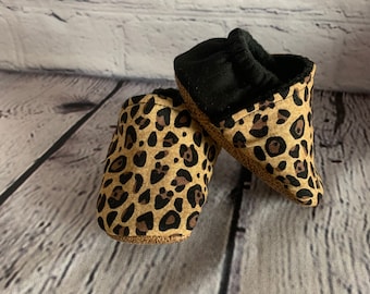 Leopard Moccs | Leopard Baby Shoes | Soft Sole Shoes | Baby Moccs | Fabric Shoes | Baby Shoes | Baby Shower Gift | Crib