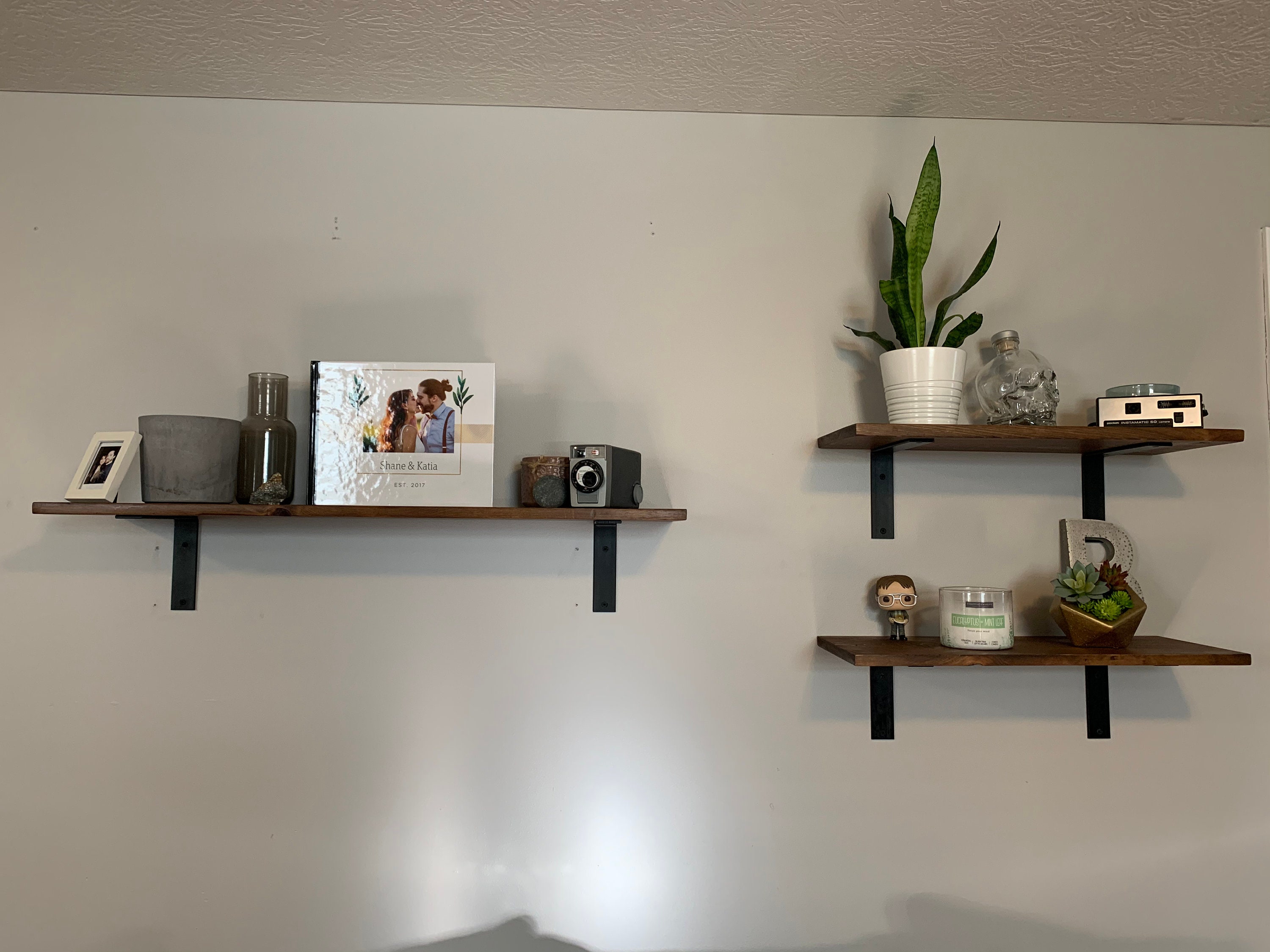 Conjunto de dos estantes flotantes de madera con soportes de | Etsy