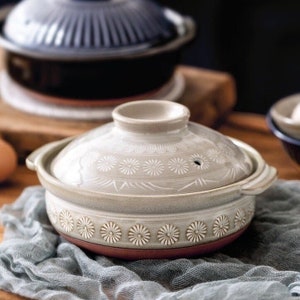 Ginpo Hanamishima Floral Print Bankoware Japanese Donabe Clay Pot | Bankoyaki Ceramic Cooking Pot- Gas IH & Oven for Nabemono Hotpot Stew