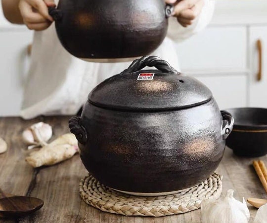 Natural Terracotta Casserole with Lids Clay Pots for Cooking, Unglazed Earthenware Rice Pots (T1-1QT)