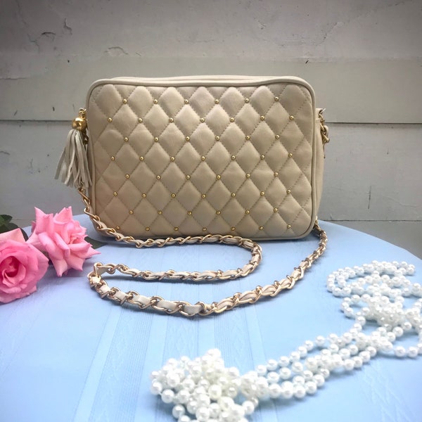 Vintage Cream Faux Leather Quilted Shoulderbag