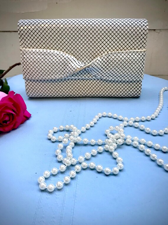 Vintage La Regale Handmade White Beaded Faux Pearl Satin Lined Evening Bag  VGUC