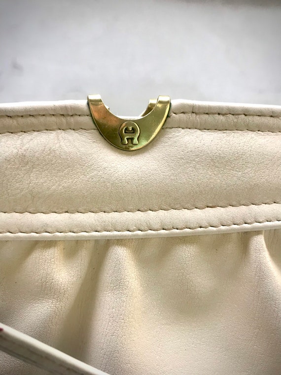 Vintage 1980s Etienne Aigner Beige Leather Should… - image 4