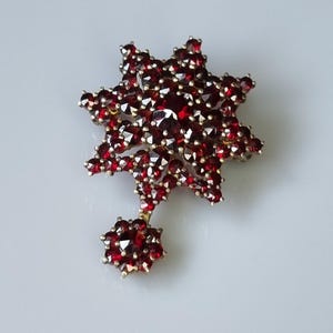 Antique Victorian Bohemian Garnets Tiered Star 2in1 Brooch Pendant with Drop Very Unique Design