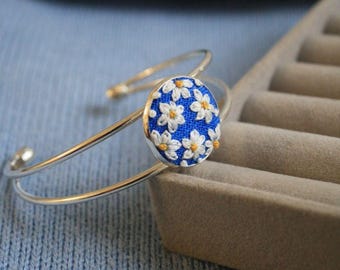 Pulsera ajustable con bordado - Flores de margaritas - Regalo para mujer