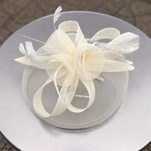 Large Elegant Flower Fascinator, Wedding, Tea Party Headpiece - 6 colors