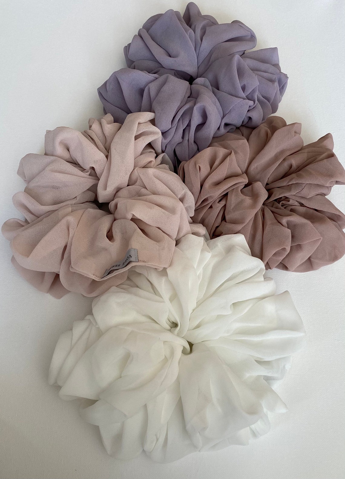 how to wear hijab scrunchie