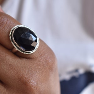 Black Onyx handmade 925 Silver ring Size US 7, boho ring, gift for her, protection ring, statement ring, birthday gift, black gemstone ring