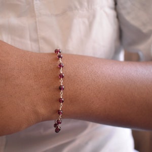 Red garnet bead bracelet, handmade silver 925 bracelet, gift for her, everyday jewelry, minimalist, adjustable bracelet, bridesmaid gift image 3