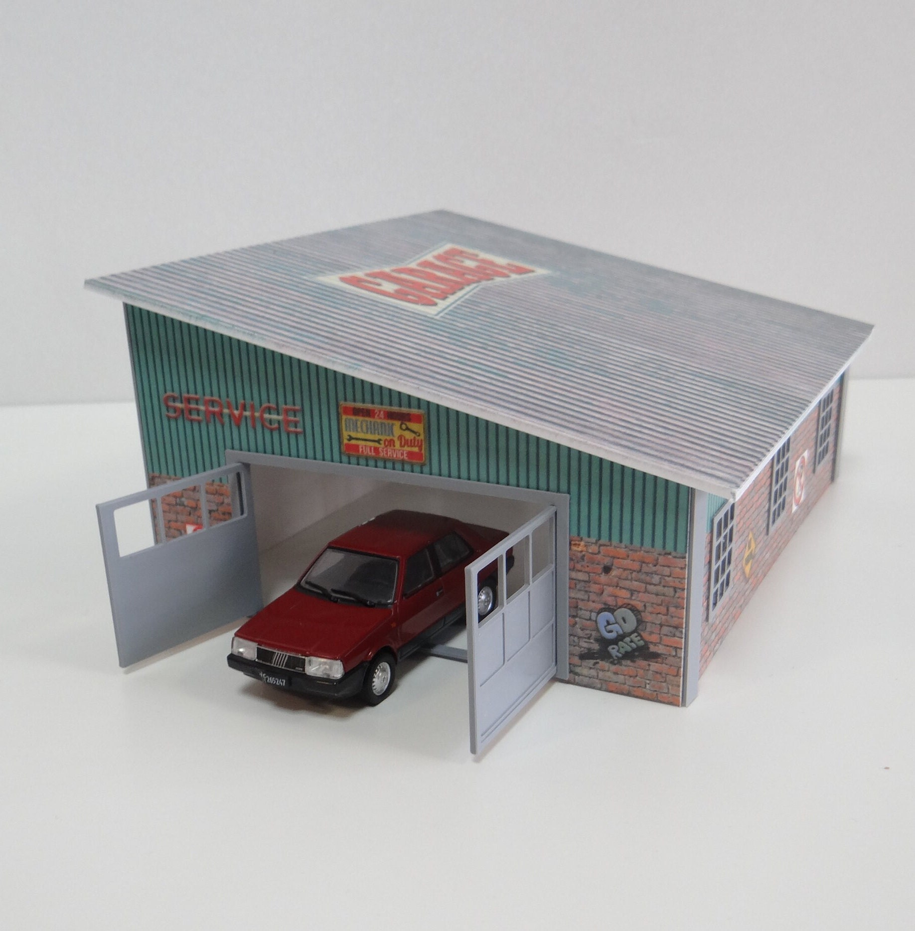 Scale 1:43 Containers Auto Service Garage Die-cast Car Models Display  Diorama Parts Miniature Decoration 