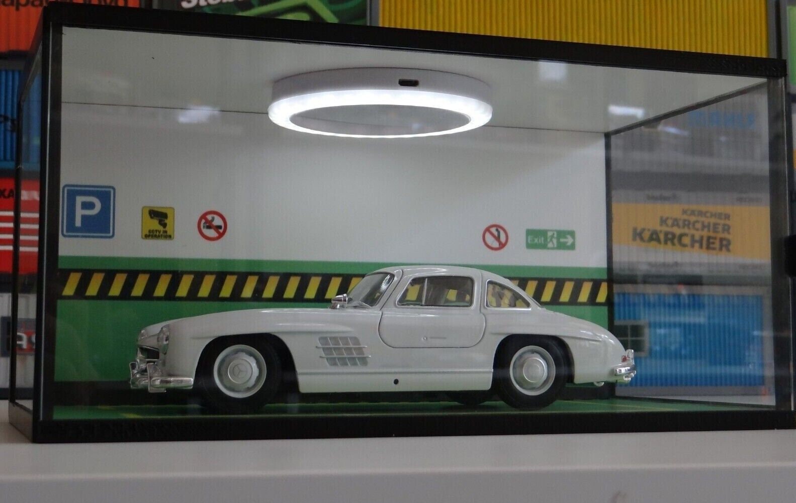 Jo-Han Sho Case, display case for 1/24 1nd 1/25 scale cars, SC-1, open,  complete 