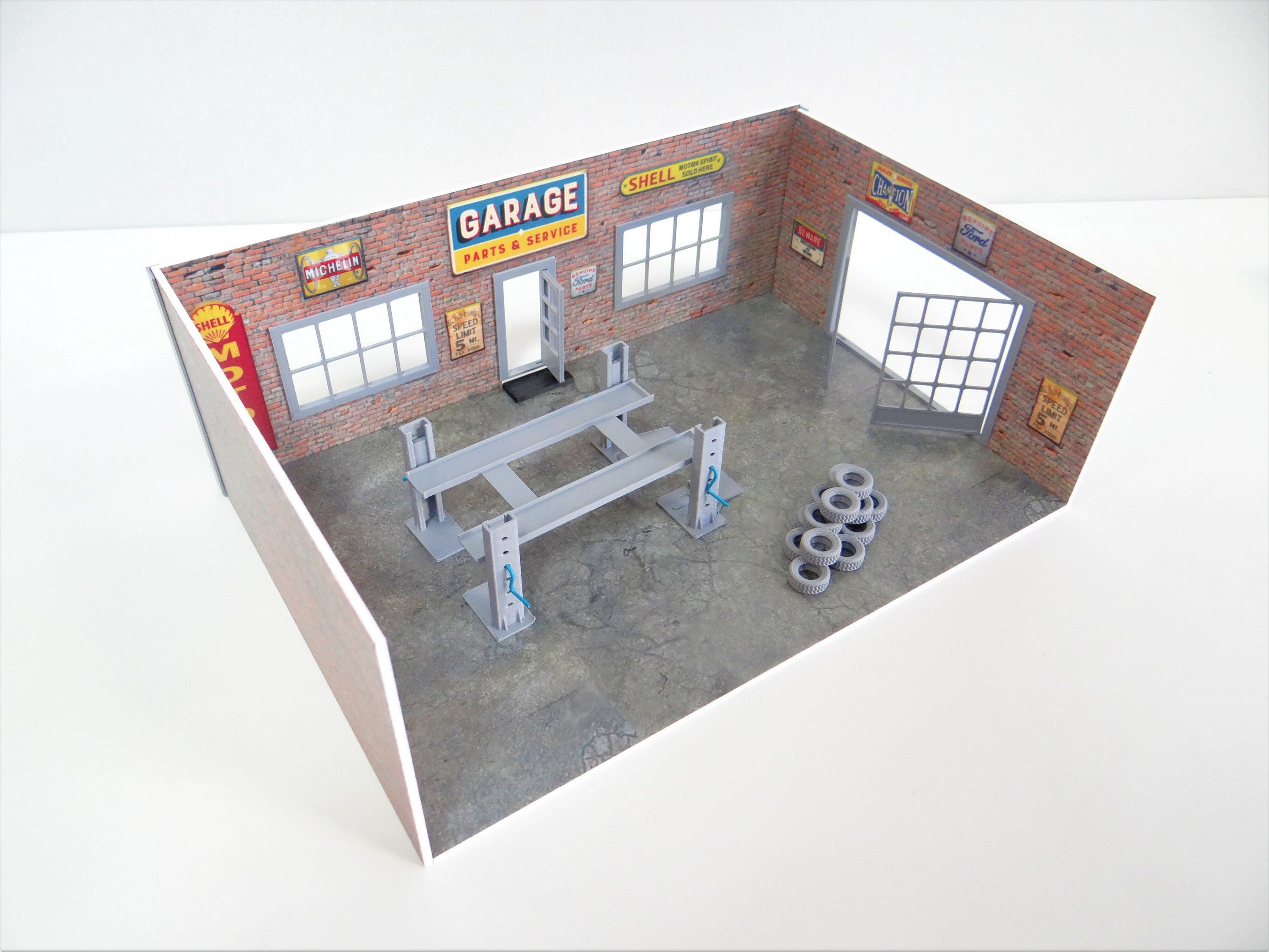在庫あり/即出荷可】 ☆ Creative Parts Diorama Garage ミニカー