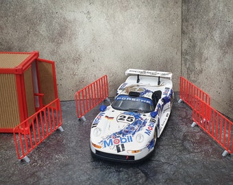 1:18 Scale Diorama Crowd Control Barriers, Racetrack Decoration (Set of 4).