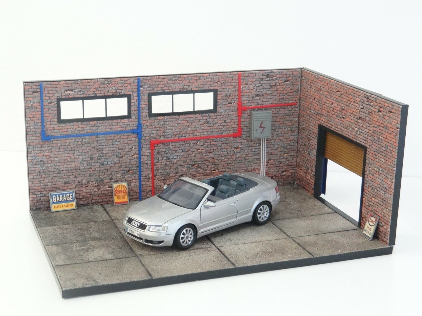 1/18スケール カーガレージ ミニチュアセットとレンジロバ 1:18スケール レンガ造り自動車ガレージジオラマモデルキット - Etsy 日本