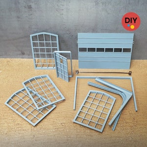 Garage doors and windows set. Scale 1:24. Diorama miniature doors and windows. Diorama modelling parts. Diorama model making.