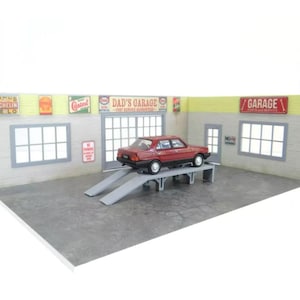 Dad’s Garage Diorama Kit 1:43 Scale Miniature Car Model Display Scene SIZE 1/43