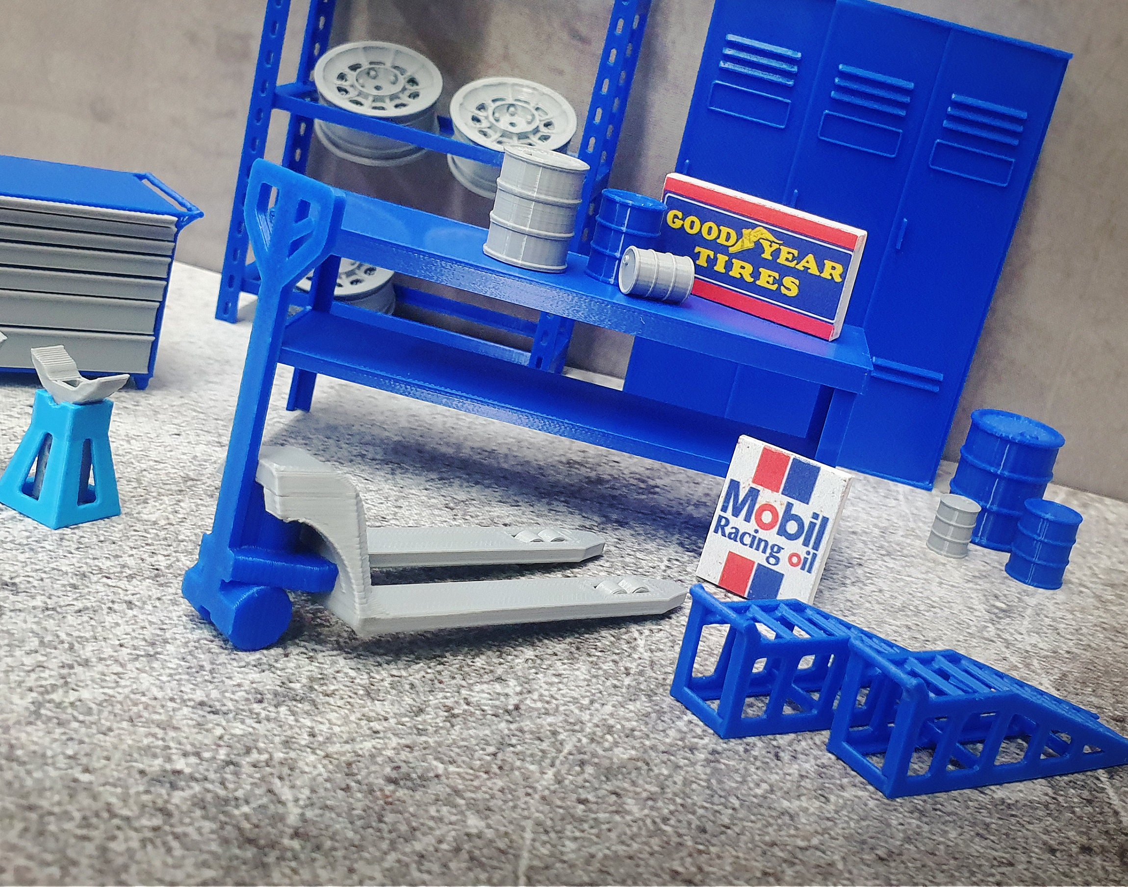 ガレージ機器セット 1:18スケール ジオラマ装飾 自動車整備工具