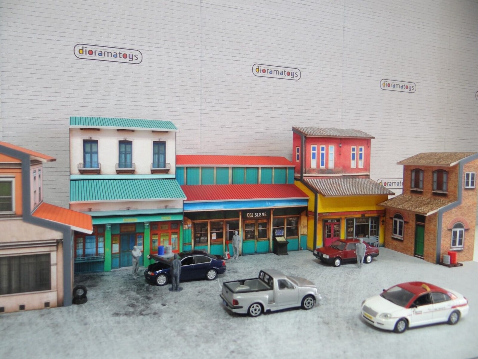 1/43 Scale City Diorama: Urban Scene Miniatures, Model Buildings - Etsy