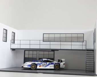ミニカー専用ジオラマ：1/18 ショールーム＆ガレージⅠ（2階建モデル