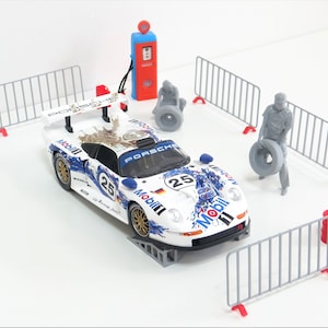 Scale 1:18 Diorama racetrack decoration Car models display decoration Garage service equipment Diorama parts