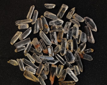 Set von 10, 20, oder 100 kleinen Bergkristallspitzen ~ Rohe Scherbe ~ Kristallgitter ~ Schmuck ~ Kunsthandwerk