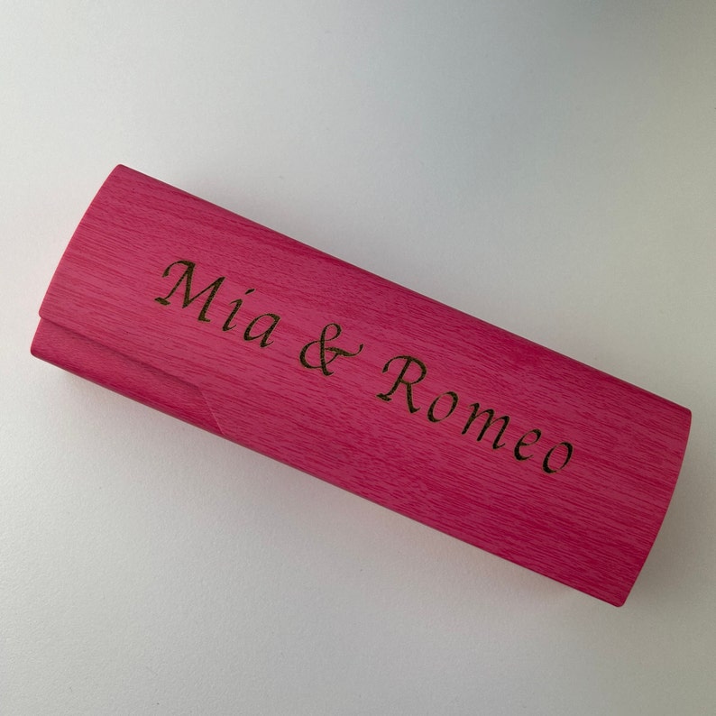 Brillenbox Personalisiert Personalisierte Brillenbox Geschenk für sie Geschenk für Ihn Geschenk für Papa Geschenk für Mama Brillenetui Hartschale Pink