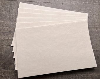 Hojas de pulpa de papel de abacá blanqueada, para la fabricación de papel casero (95-100 g)