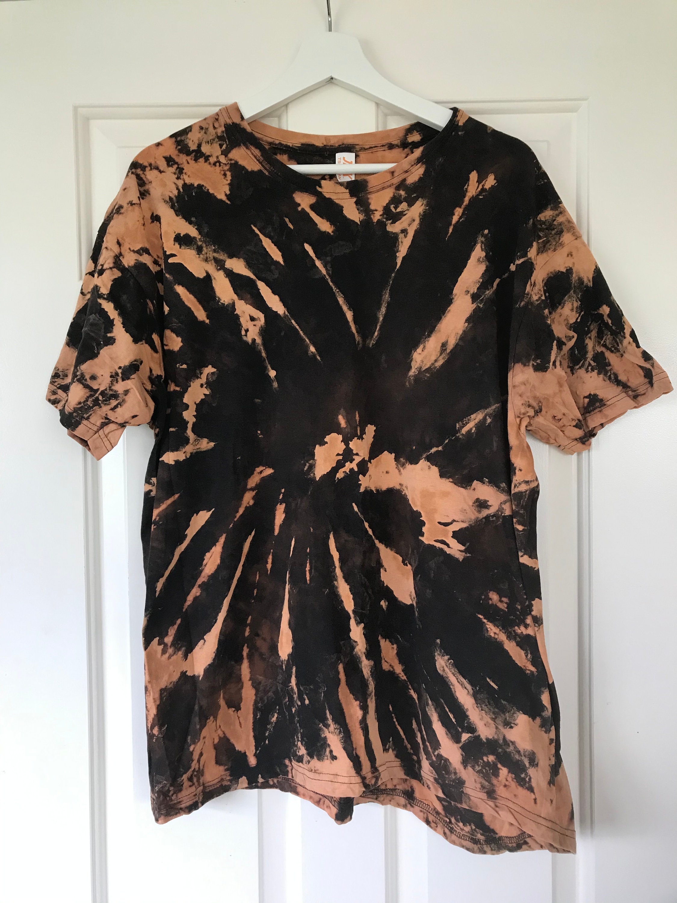 Bleekmiddel Shirt Tie Dye Met Bleek Black Tie Dye Shirt Nederland - Main Image