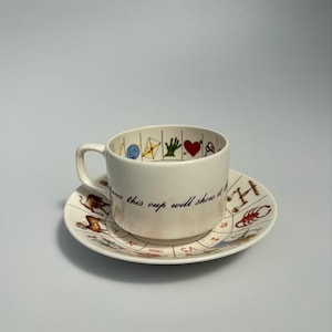 Tazza e piattino vintage Royal Kendal con simboli zodiacali per la divinazione