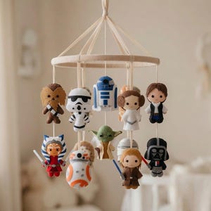 Star wars Baby Mobile , Espacio exterior bebé móvil,Yoda,Robot, Darth Vador , Cuna bebé móvil, Guardería móvil