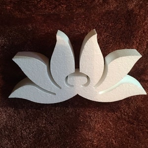 Lotus Flower EPS Smooth Styrofoam Cake Dummy