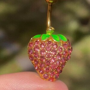 TO GO - Bauchnabelpiercing Erdbeere | Bananenpiercing Edelstahl | Strawberry Körperschmuck | Sommer | Kitsch 80er 90er Jahre