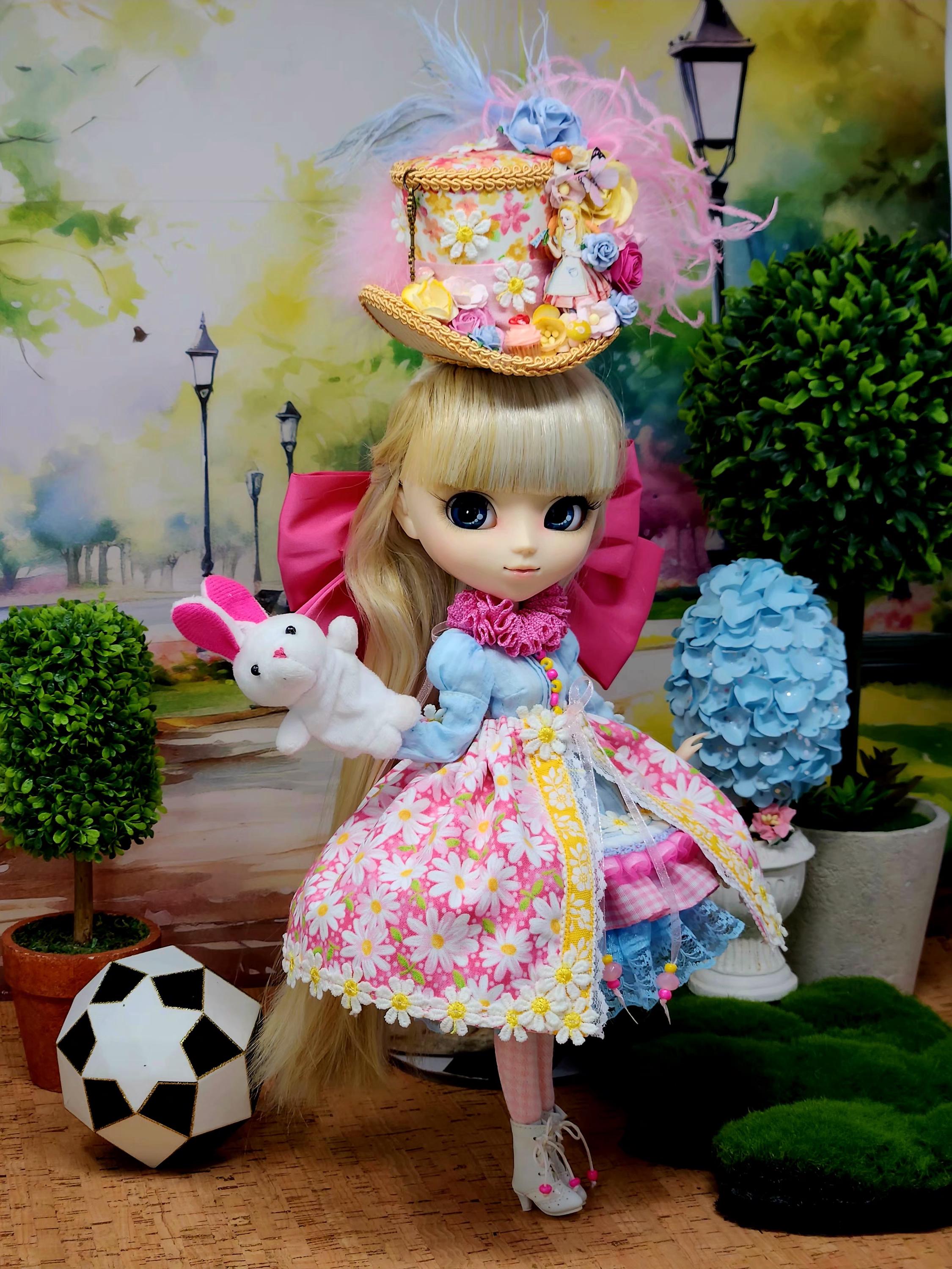 OOAK Alice in Wonderland Pullip Doll: 12-piece Blue Dress Ensemble