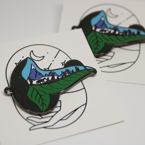 Fellowship Leaf Enamel Pin