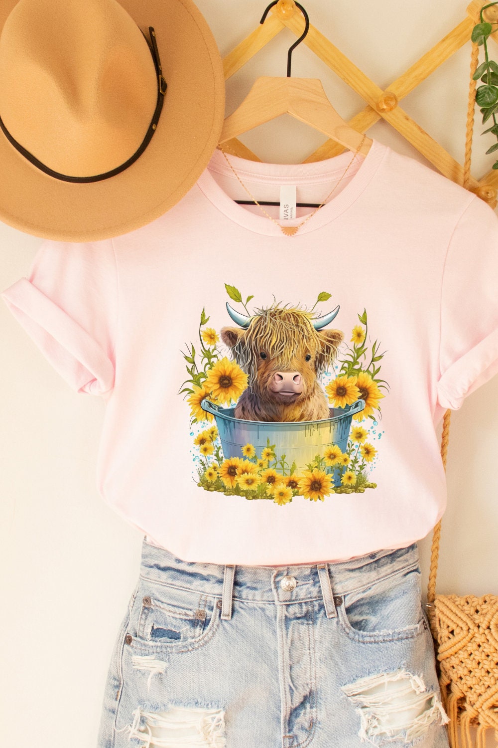 Highland Cow T-shirt Cow Sunflower Shirt Yellow Sunflower