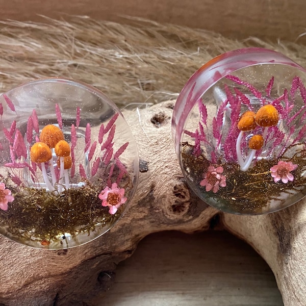 Drawer knobs pair, mushroom with dried flower themed, ideal for nature inspired rooms