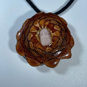 Rose pine cone