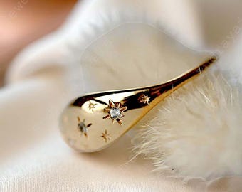 Celestial Band Ring, Signet Stars Ring, Celestial Wedding Ring, Dome Ring, Gold Dome Ring, Diamond Starburst Ring, 14k Solid Gold Ring