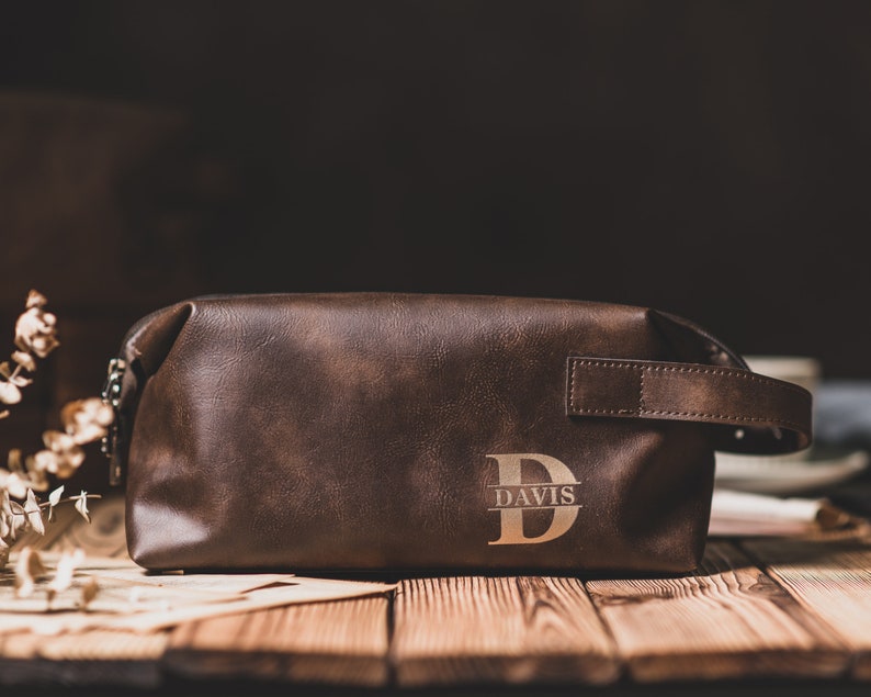 Personalized Leather Toiletry Kits Bag, Dopp Kit for Men, Groomsmen Gifts Idea, Best Man Gift, Husband Gift, Brother Gift, Boyfriend Gift Rustic