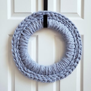 Light Blue Crochet Wreath, Chunky Crochet Wreath, Chunky Knit Wreath, Chunky Yarn Wreath, Minimalist Wreath Décor, Baby Boy Nursery Wreath
