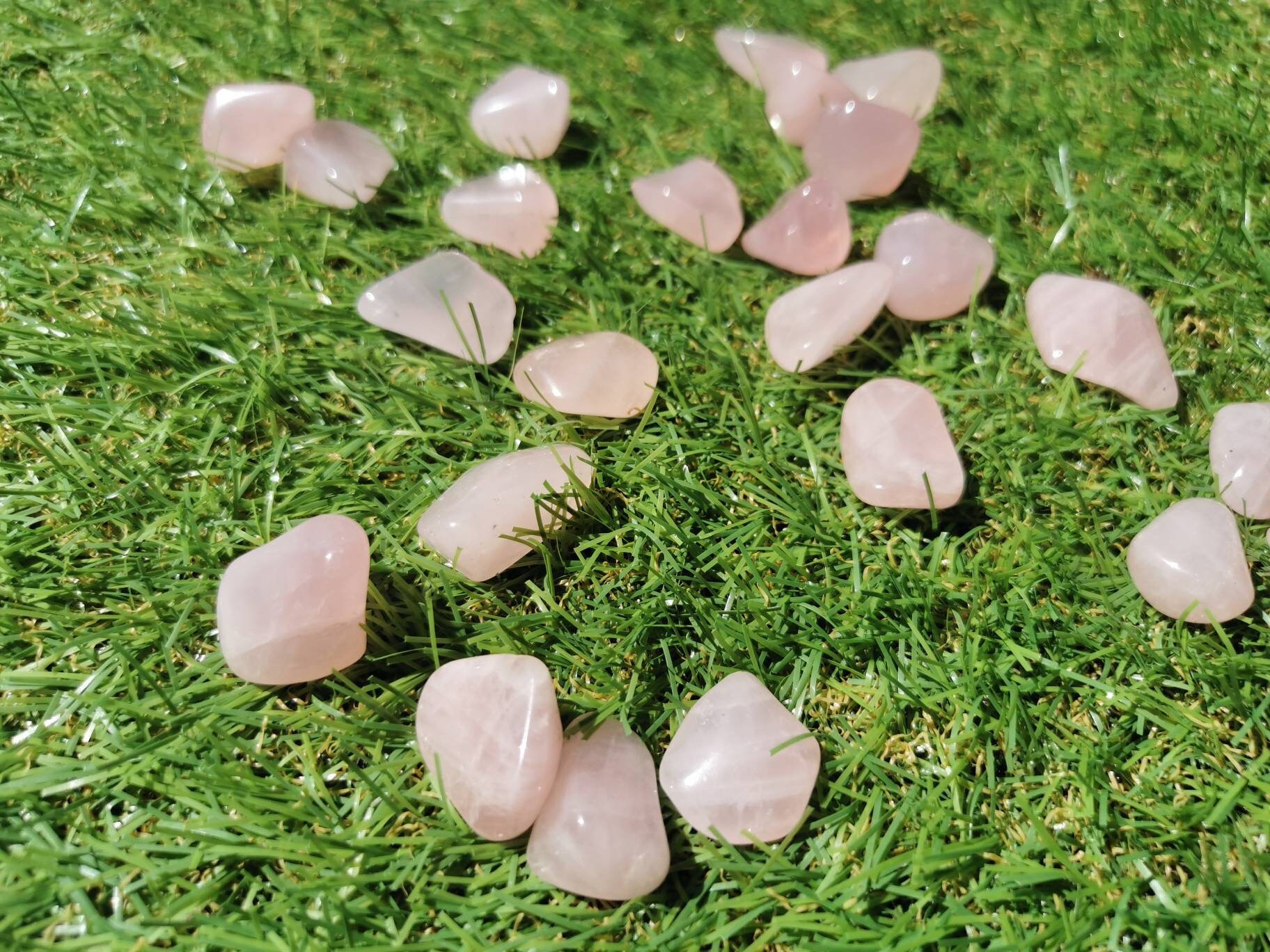 Rose Quartz/ Quartz Rose/ Crystal/ Tumblestone/ Pierre
