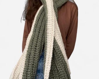 green oversized chunky crochet scarf