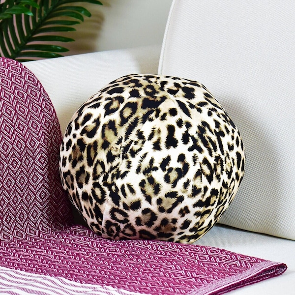 Unique cheetah Ball Pillow, Leopard Sphere Cushion, Animal Print pillow, Living Room, Bedroom, Farmhouse Decor, Mother's Day Gift / ALL Size