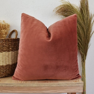 Dusty Rose Samtkissen-Bezug, handgemachtes Wohndekor