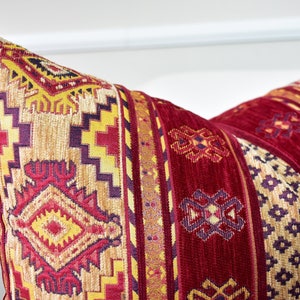 Handwoven Turkish Pillow Moroccan Pillow Decorative Throw Pillow Kilim Cushion Cover Jute Pillow Vintage Rug Durable Pillowcase (only cover)