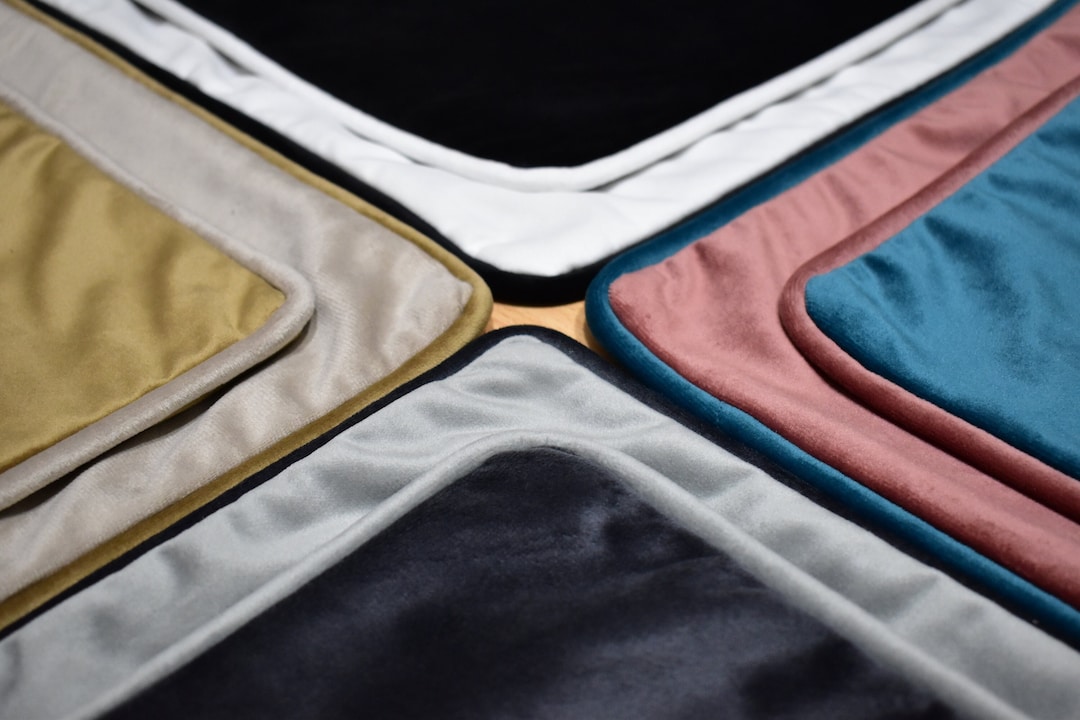 Velvet Piping Luxury Throw Pillow Cover, Cording Detailed Velvet Pillow